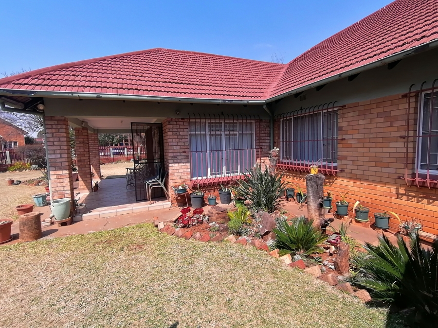 3 Bedroom Property for Sale in Stilfontein Ext 3 North West